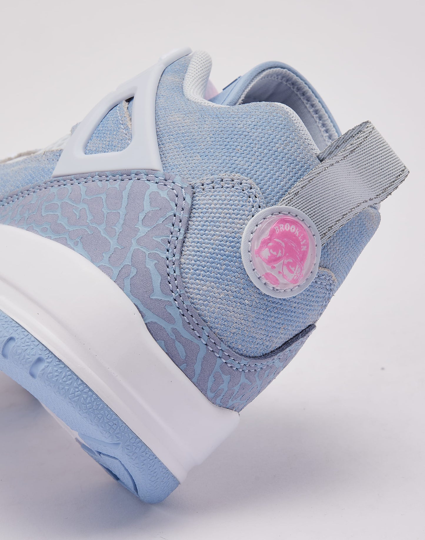 Jordan Spizike Low Grade-School