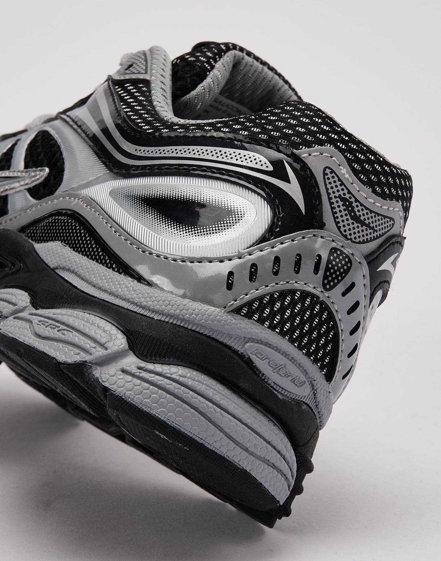 Saucony Omni 9 Grade-School