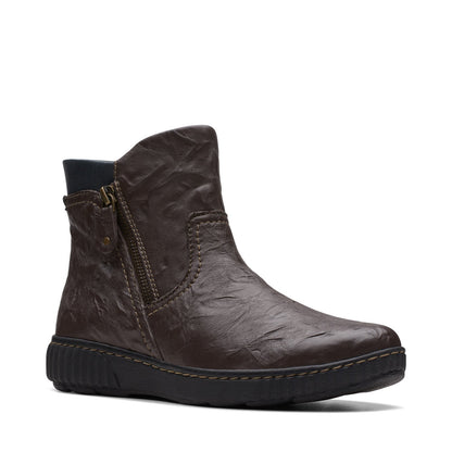 Clarks Magnolia Haley 26174341 Womens Brown Wide Ankle & Booties Boots