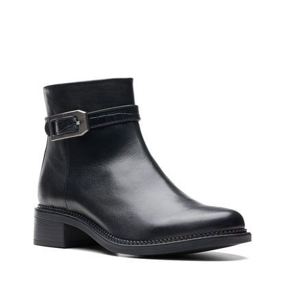 Clarks Maye Grace 26174348 Womens Black Leather Zipper Ankle & Booties Boots