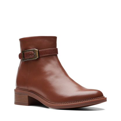 Clarks Maye Grace 26174350 Womens Brown Leather Zipper Ankle & Booties Boots