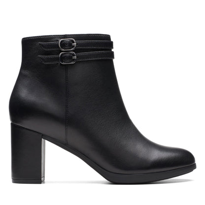 Clarks Bayla Light 26174481 Womens Black Leather Zipper Ankle & Booties Boots