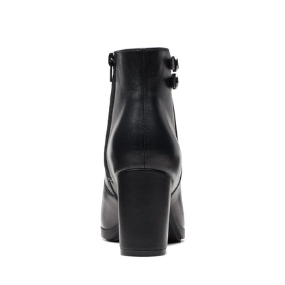 Clarks Bayla Light 26174481 Womens Black Leather Zipper Ankle & Booties Boots