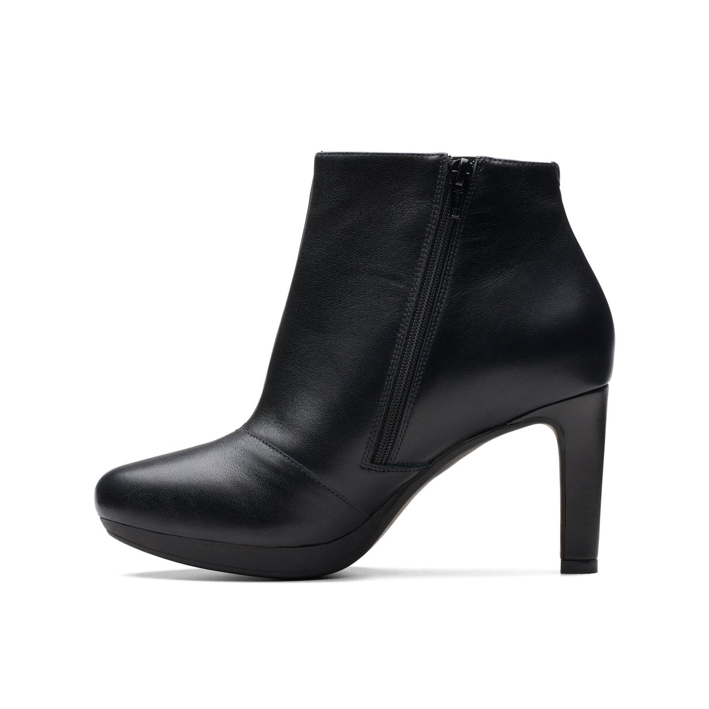 Clarks Ambyr Rise 26175155 Womens Black Leather Ankle & Booties Boots