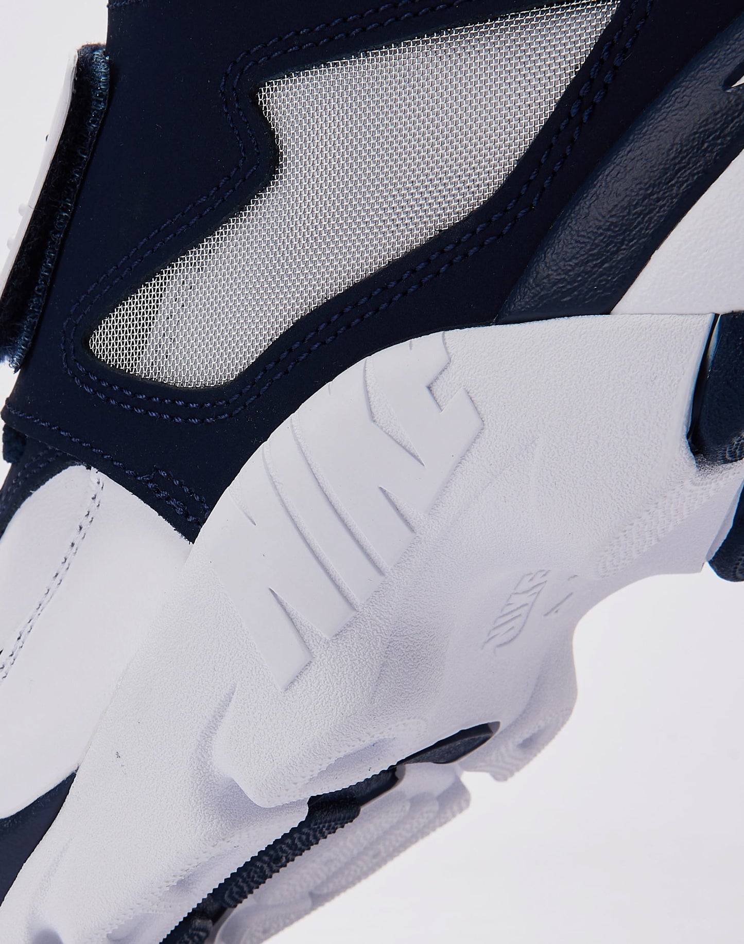 Nike Air Diamond Turf 'Cowboys'