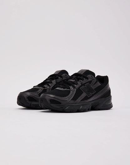 New Balance  740 Grade-School
