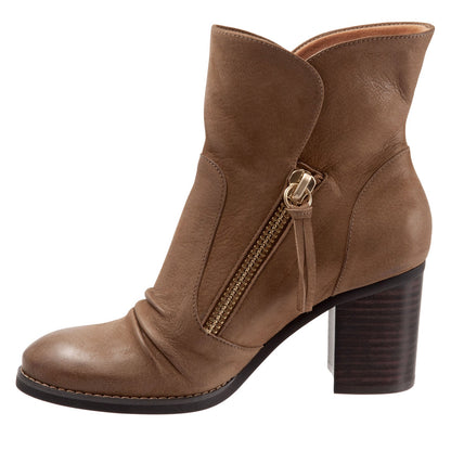 Softwalk Kendall S2054-069 Womens Brown Leather Ankle & Booties Boots