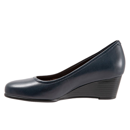 Trotters Winnie T1965-400 Womens Blue Narrow Leather Pumps Heels Shoes