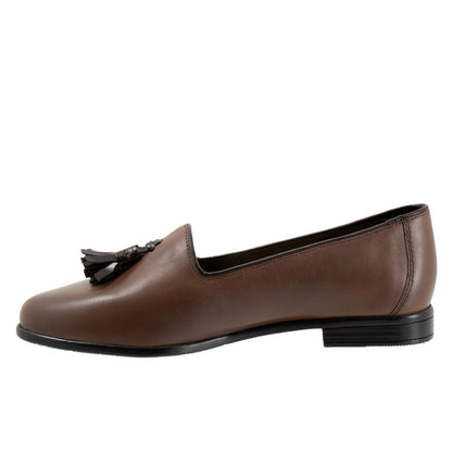 Trotters Liz Tassel T2224-104 Womens Brown Wide Leather Loafer Flats Shoes