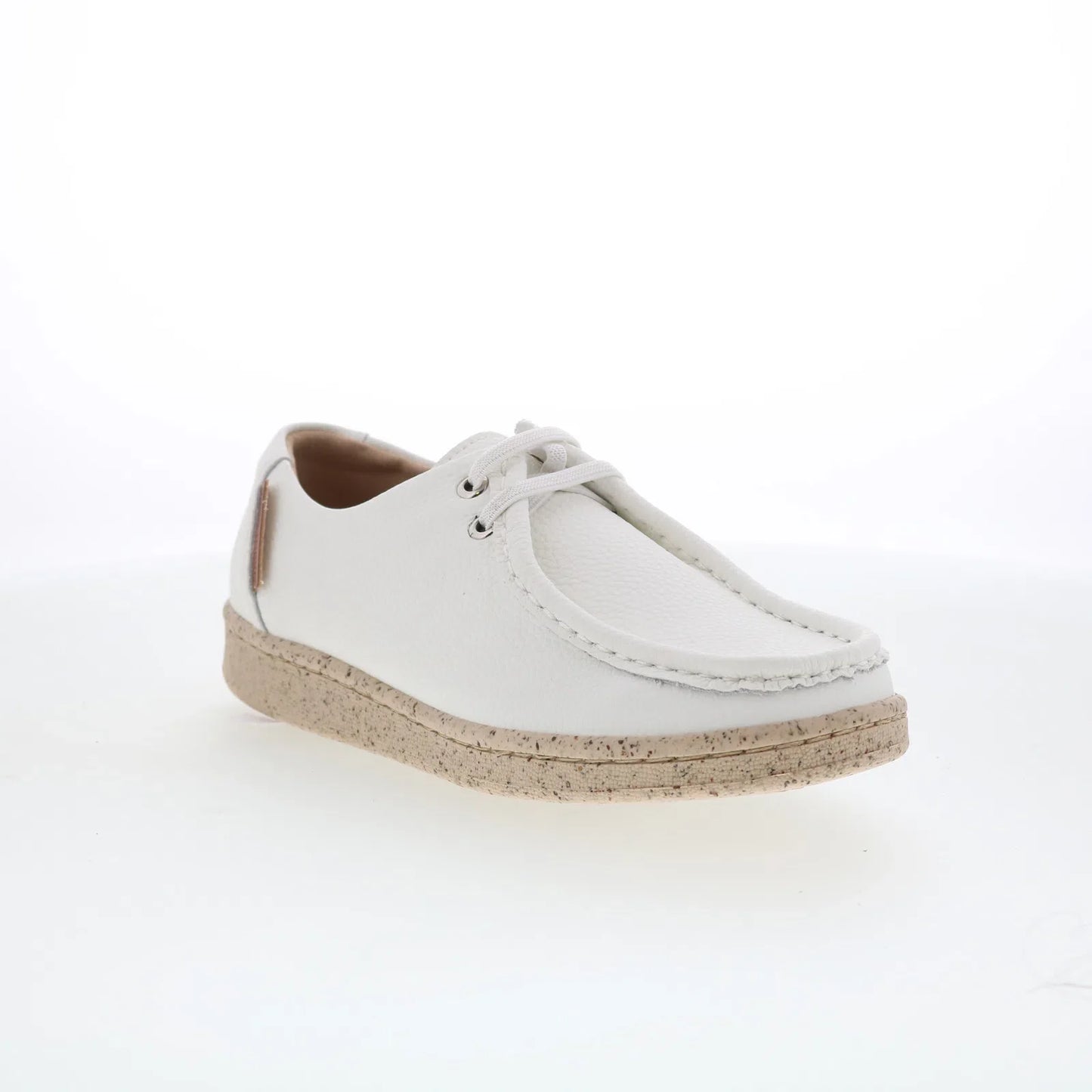 Minnetonka EM24C00 Womens White Leather Slip On Loafer Flats Shoes