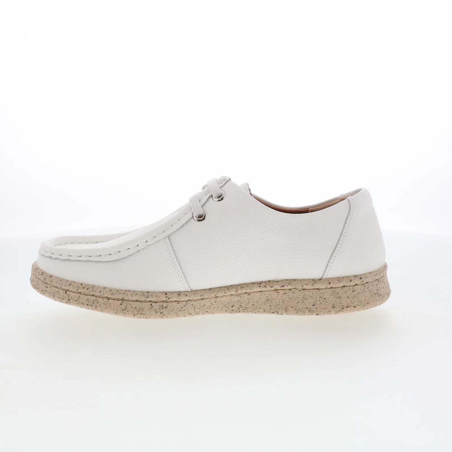 Minnetonka EM24C00 Womens White Leather Slip On Loafer Flats Shoes