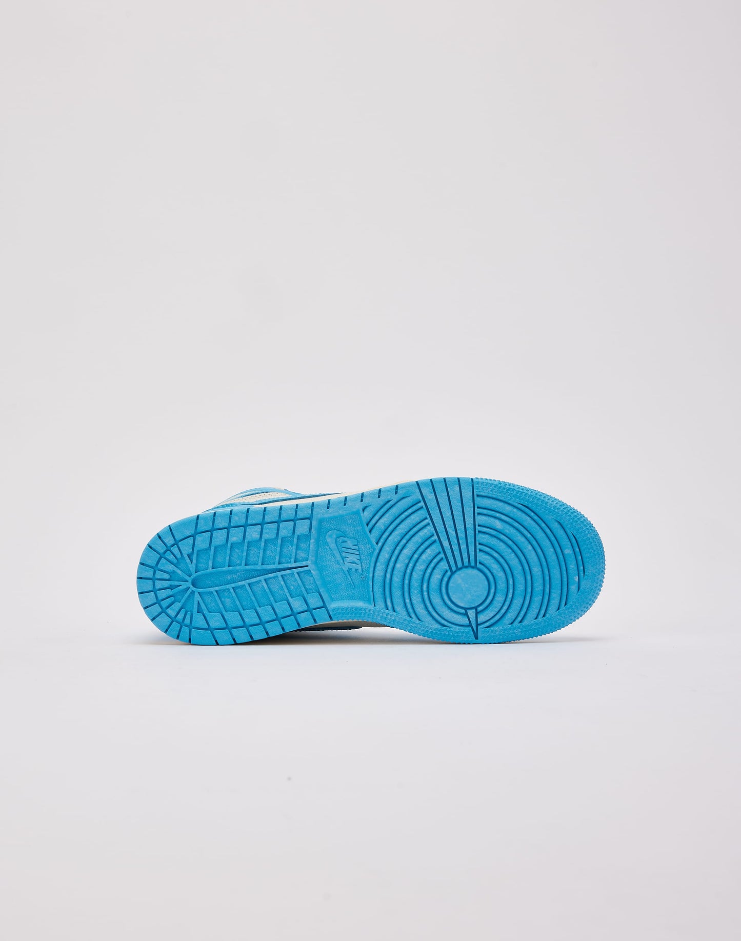 Jordan Air Jordan 1 Retro High OG 'UNC Reimagined' Grade-School