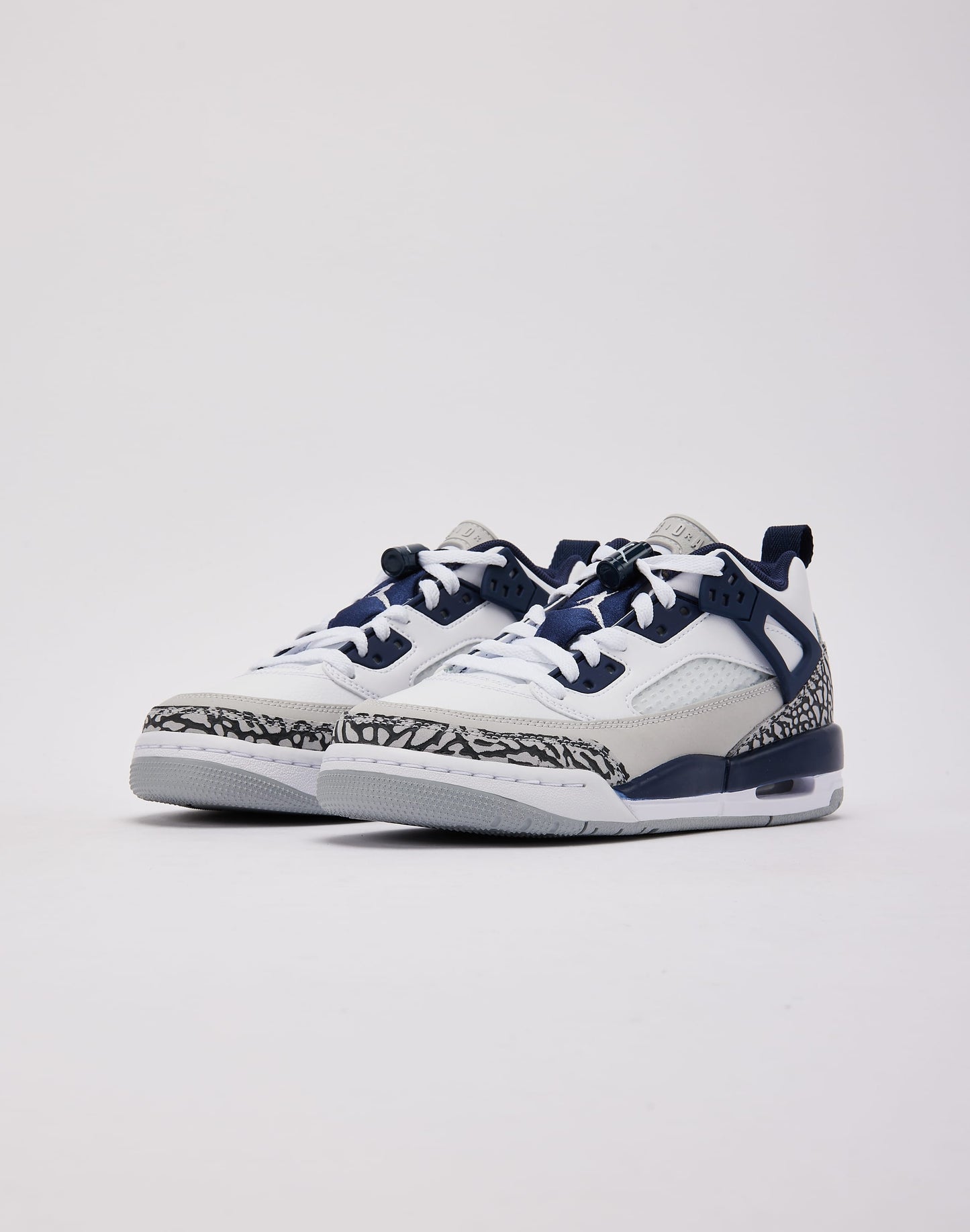 Jordan  Spizike Low Grade-School