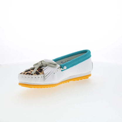 Minnetonka Kilty Plus Leopard Plug 4327 Womens White Loafer Flats Shoes