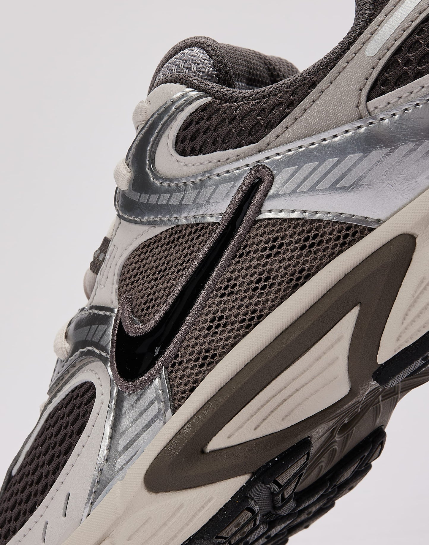 Nike V5 RNR Grade-School