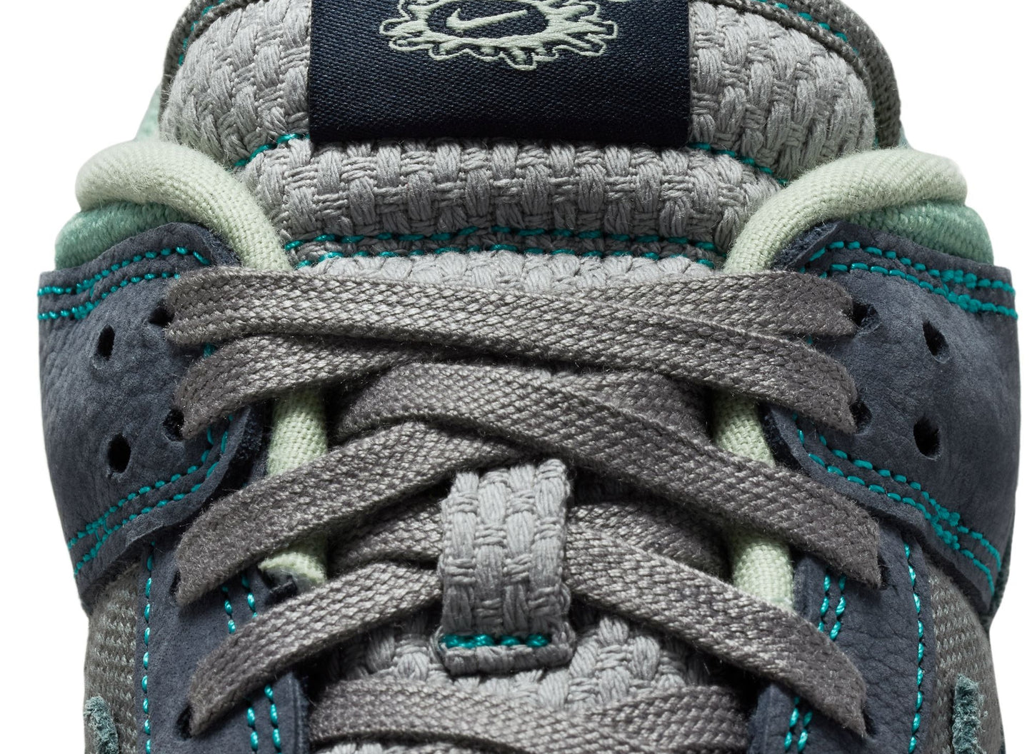 Nike Dunk Low Retro SE