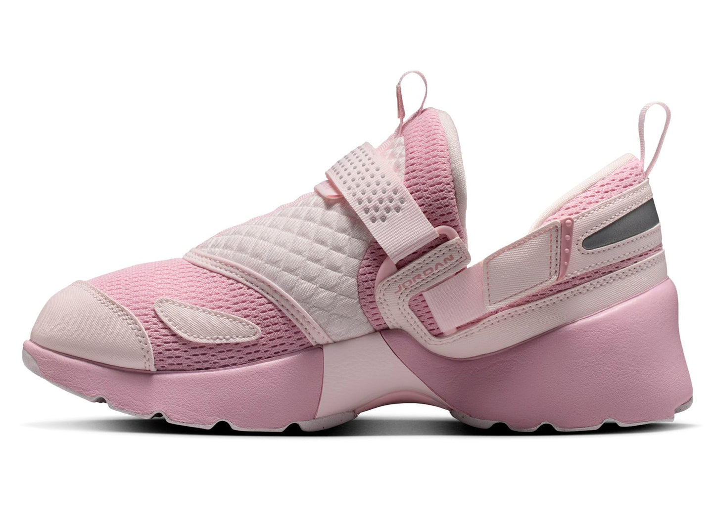 Women's Jordan Trunner LX in Iced Carmine