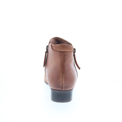 Trotters Major Embossed T2368-215 Womens Brown Leather Ankle & Booties Boots