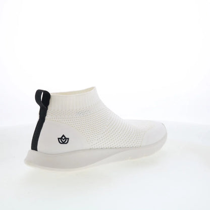 Spenco Yoga Stretch SP1032WHT Womens White Mesh Lifestyle Sneakers Shoes
