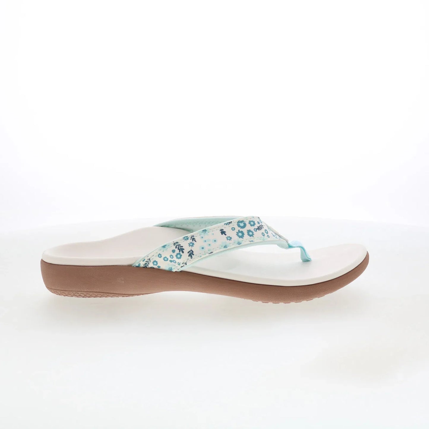 Spenco Yumi Dainty Floral SP1128WHT Womens White Flip-Flops Sandals Shoes